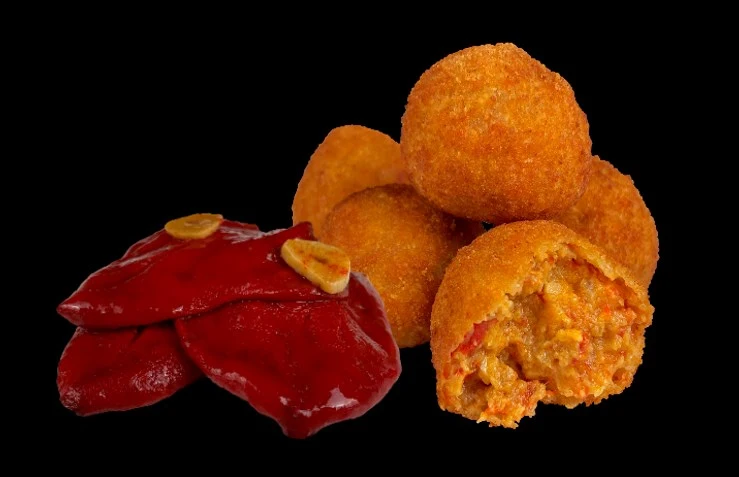 Presentación de croquetas sabor pimiento.